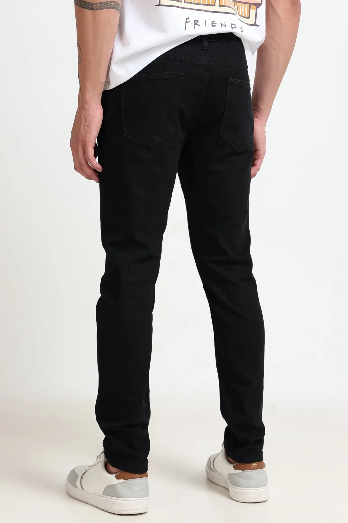 Ownd Black Casual Carrot Fit Fit Jeans - Image 4