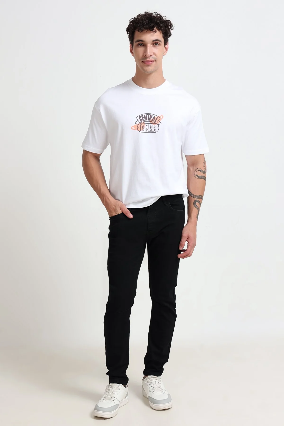 Ownd Black Casual Carrot Fit Fit Jeans - Image 5