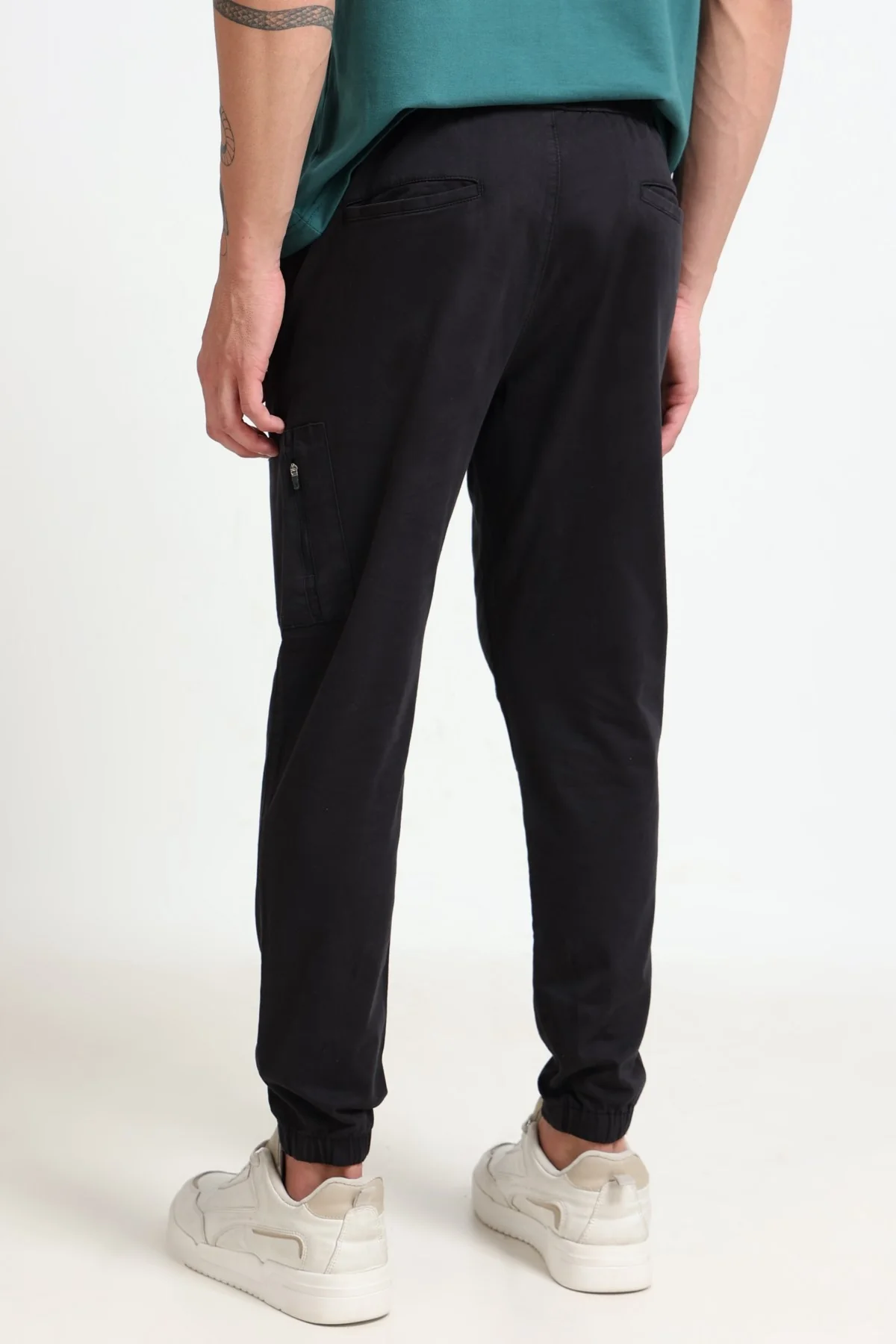 Ownd Black Casual Regular Fit Fit Casual Trousers - Image 4