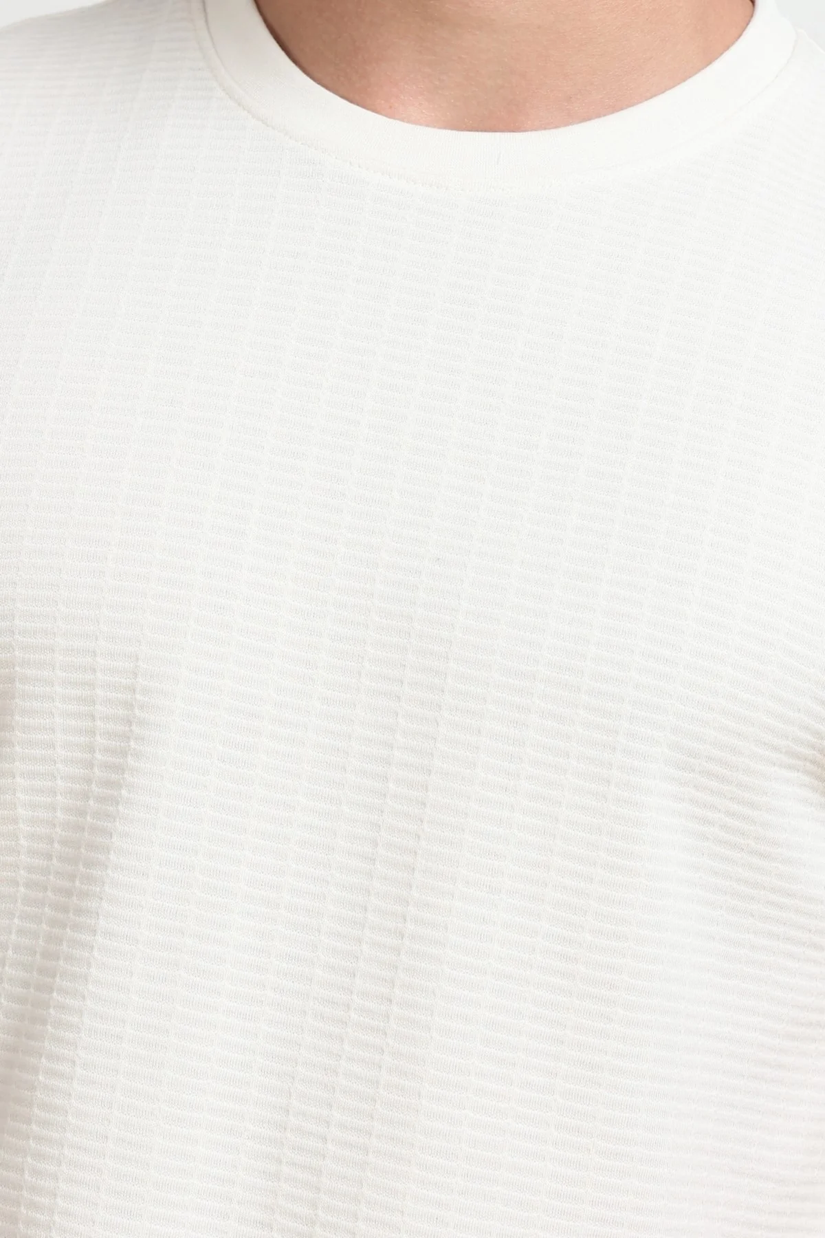 Ownd Off White Casual Regular Fit Fit T-Shirts - Image 3