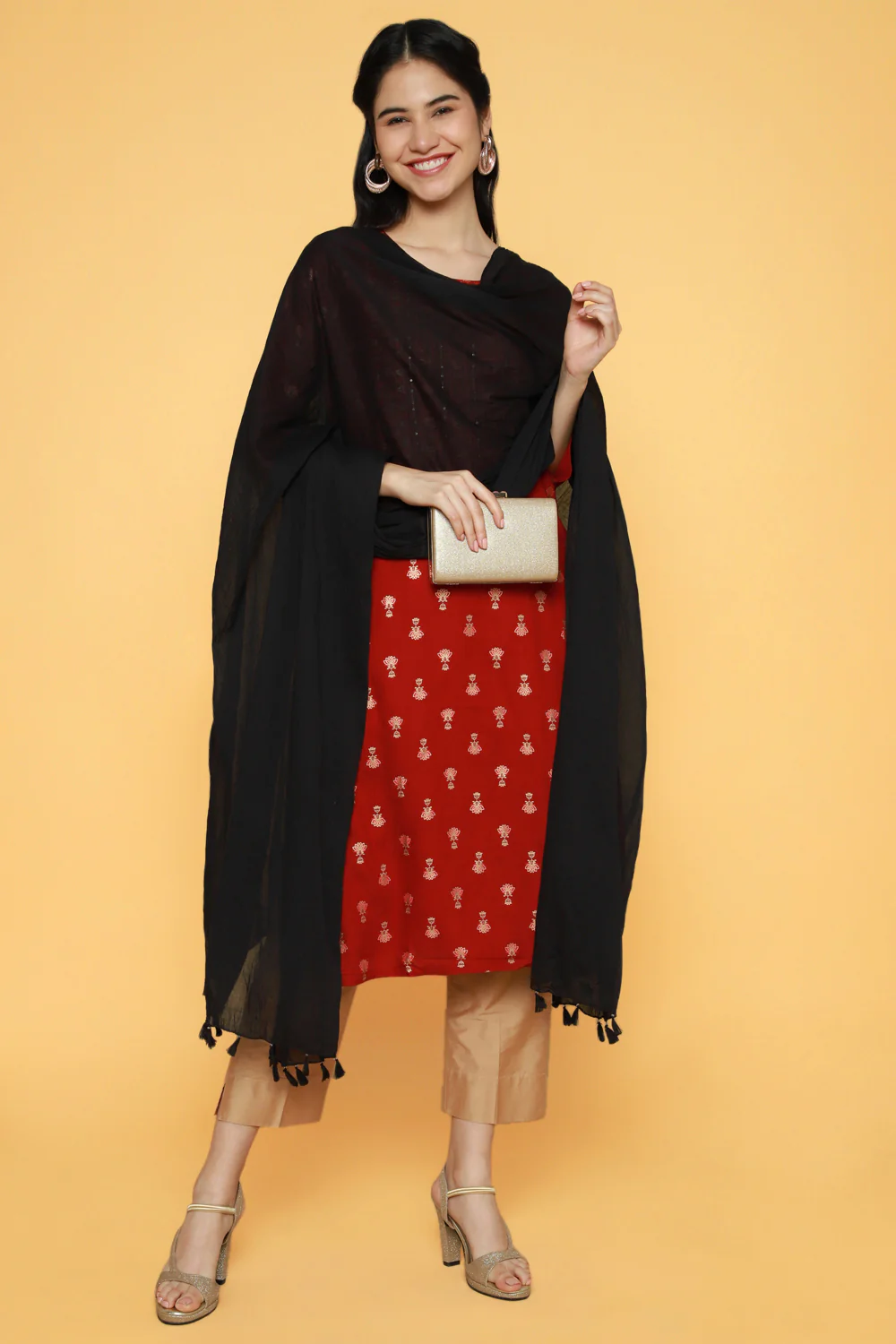 Pantaloons Black Casual  Fit Dupatta