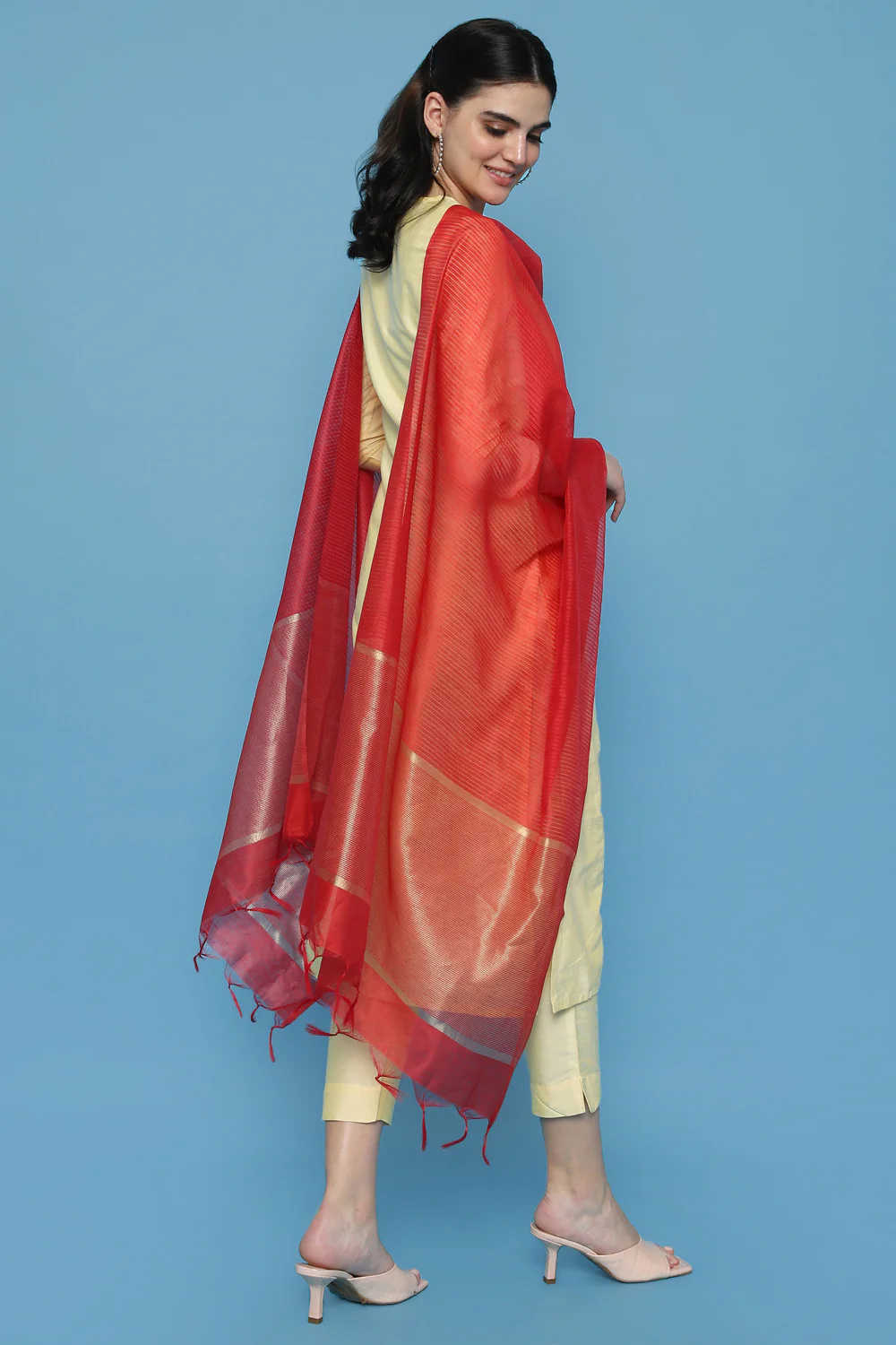 Pantaloons Red Casual  Fit Dupatta - Image 3